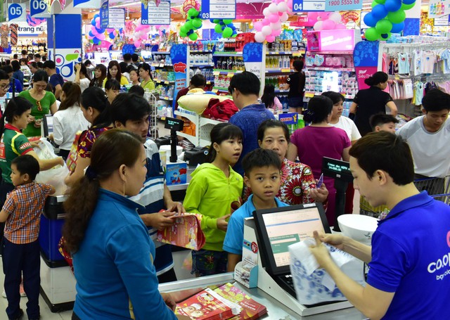 Co.opmart và Co.opXtra tiếp tục giảm giá mạnh nhiều mặt hàng đến 30 Tết - Ảnh 1.