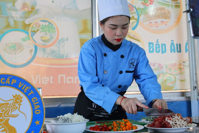 3 nghề nghiệp lương hấp dẫn, không yêu cầu bằng đại học - Ảnh 1.