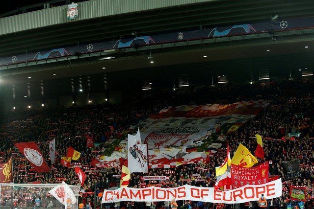 Thư từ Anh: Sức nóng từ khán đài sân Anfield - Ảnh 1.