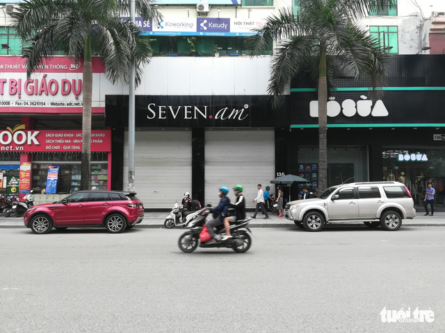 Hàng Loạt Cửa Hàng Seven.Am Đóng Cửa Vì Nghi Vấn Thay Nhãn Trung Quốc -  Tuổi Trẻ Online
