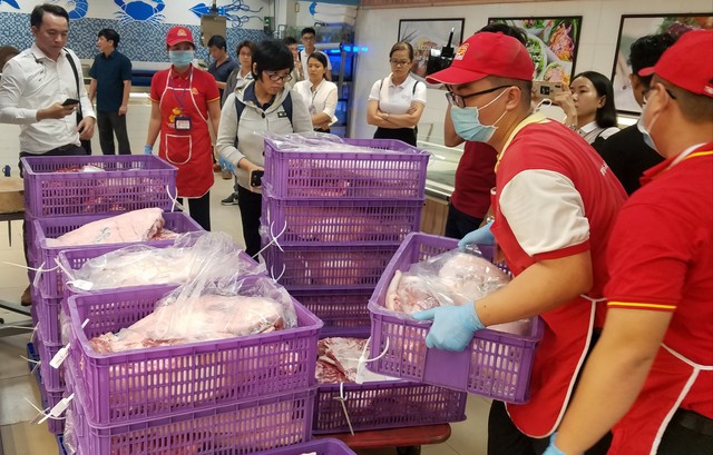 Saigon Co.op giảm giá 50% hơn 10 ngàn sản phẩm Tết  - Ảnh 1.