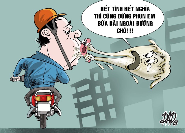 Dễ điên vì đang đi đường bị phun nước bọt  - Ảnh 1.
