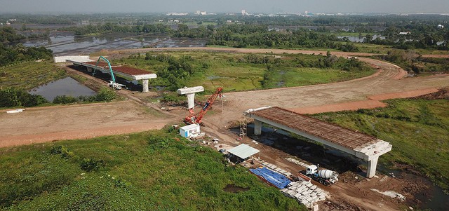 Tăng tốc xây đường cao tốc - Ảnh 2. Tăng tốc xây đường cao tốc - Ảnh 2.