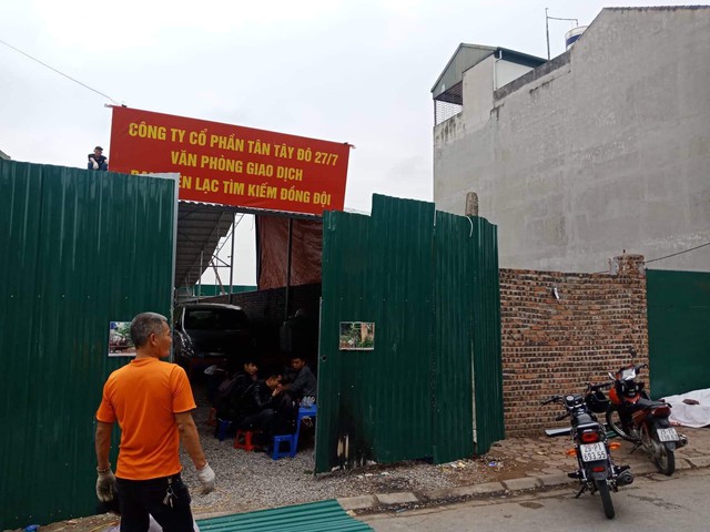 Chủ tịch Hà Nội chỉ đạo làm rõ vụ tự phá nhà dân để mở đường - Ảnh 1.