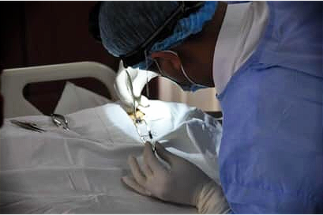 Chuyến đi cuối năm của giám đốc Ngân hàng Mắt - Ảnh 2.