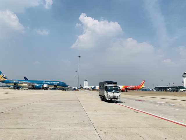 Thêm nhiều hãng bay, Tân Sơn Nhất, Cam Ranh, Đà Nẵng... sẽ được nâng cấp - Ảnh 1.