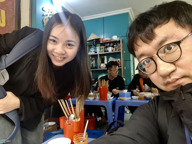 Phóng viên NEWSIS: Thích cà phê trứng, khi ăn chè thì... thích chè hơn - Ảnh 1.