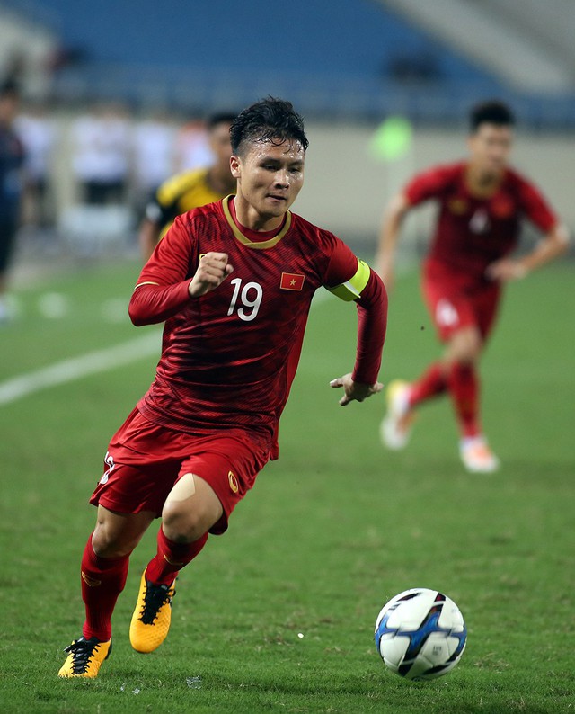 Quang Hải và hai quả sút phạt để đời - Ảnh 1.