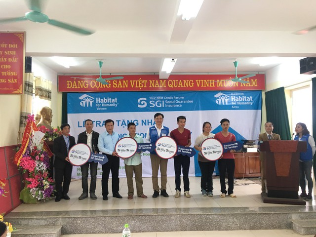 Tập đoàn SGI hỗ trợ 50 gia đình tại Hòa Bình - Ảnh 1.