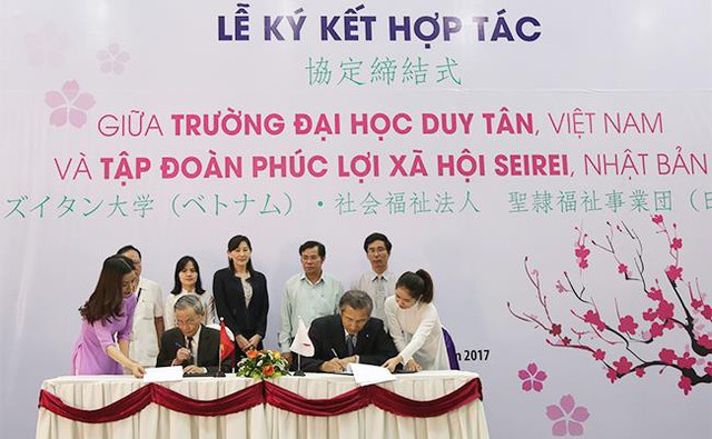 Ngành điều dưỡng Duy Tân với học bổng xuất ngoại - Ảnh 2.