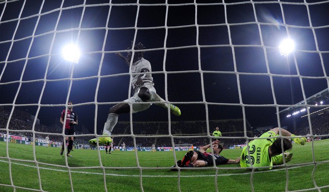 Thắng dễ Cagliari, Juventus tiến gần hơn đến ngôi vô địch - Ảnh 2. Thắng dễ Cagliari, Juventus tiến gần hơn đến ngôi vô địch - Ảnh 2.