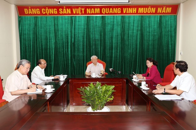 Tổng Bí thư, Chủ tịch nước Nguyễn Phú Trọng chủ trì họp lãnh đạo chủ chốt - Ảnh 2.