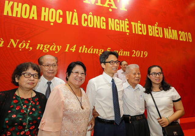 Sẽ thay đổi được tình trạng nhà khoa học phải sáng tác số liệu thu chi - Ảnh 2.