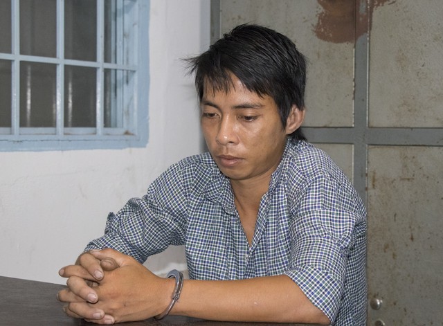 Không cho nghỉ nhậu, anh bị em trai kẹp cổ dìm chết dưới mương - Ảnh 1.