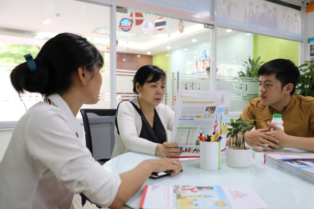 Cơ hội trúng tuyển đại học quốc tế bằng học bạ ngay đợt đầu tiên - Ảnh 1.