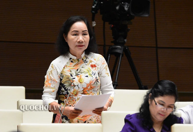 Nắng nóng có nước giảm giá điện cho dân thì không thấy ai so sánh - Ảnh 1.