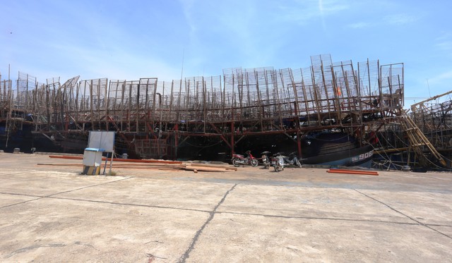 Mực khô không bán được sang Trung Quốc, ngư dân lo héo hon - Ảnh 2.