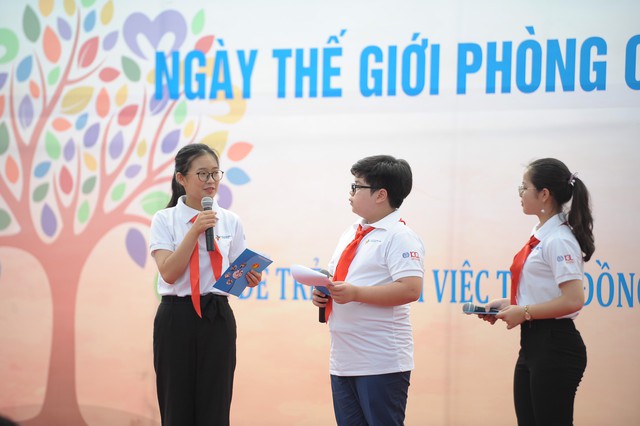 Em nhỏ ước bố sống lại để mẹ đỡ khổ, ước gia đình hạnh phúc - Ảnh 1.