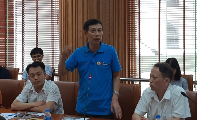 Lương không đủ sống, có nữ công nhân chấp nhận bán mình, đẻ thuê - Ảnh 1.
