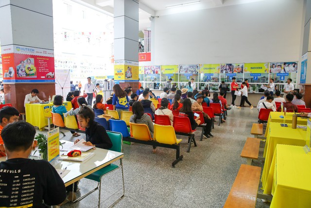 HUTECH không xét tuyển bổ sung theo phương thức xét điểm thi THPT 2019 - Ảnh 2.
