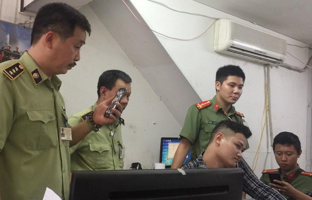 Rao bán cả vũ khí trên sàn thương mại điện tử - Ảnh 2.