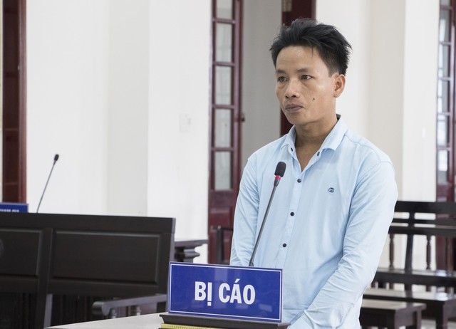 Ôm hôn, sờ mó bé gái 7 tuổi lãnh 1 năm 6 tháng tù - Ảnh 1.