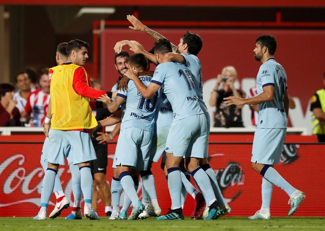 Thắng dễ Osasuna, Real chiếm ngôi đầu bảng - Ảnh 3.