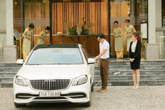 CocoLand River Beach Resort & Spa dùng xe sang  MayBach S450 đưa đón khách - Ảnh 1.