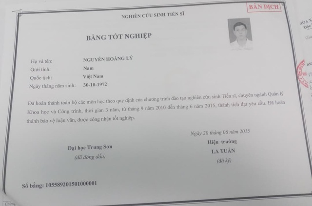 Đi Trung Quốc học nghiên cứu sinh, giảng viên trường chính trị đem về bằng tiến sĩ... giả - Ảnh 1. Đi Trung Quốc học nghiên cứu sinh, giảng viên trường chính trị đem về bằng tiến sĩ... giả - Ảnh 1.