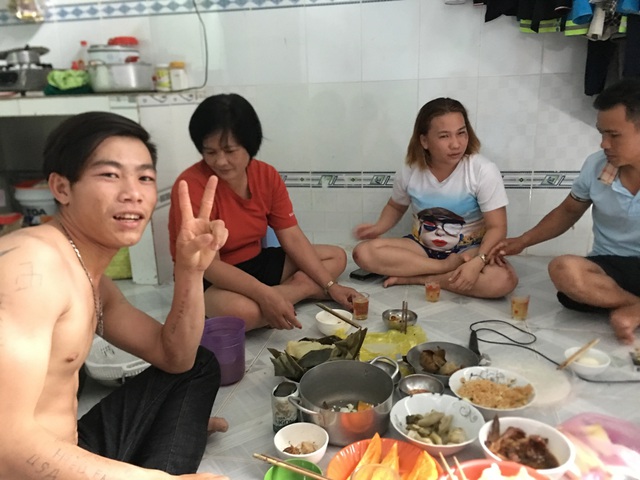 Có nhà, mà chẳng thể về - Ảnh 2.