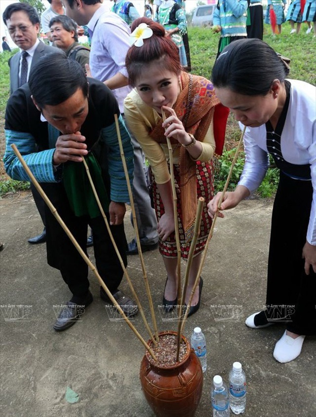 Đón xuân với người Thái ở Tây Bắc - Ảnh 3.