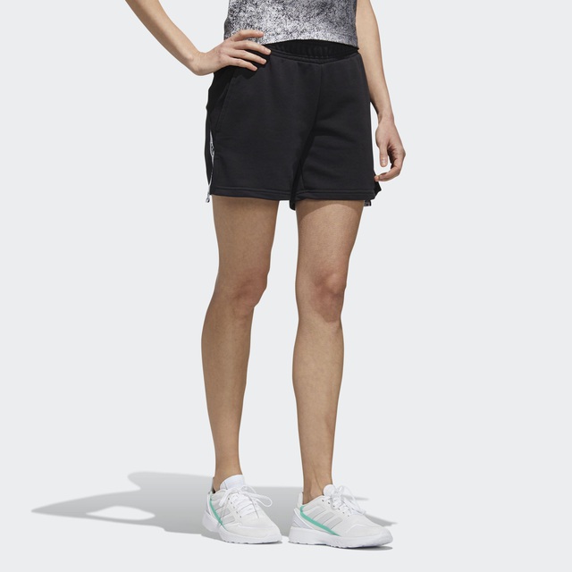 Adidas tiếp tục chuỗi ưu đãi: mua 3 giảm thêm 50% - Ảnh 2.