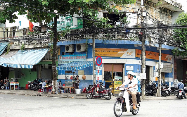 Vì sao chưa thể di dời nhà tập thể xuống cấp ? - Ảnh 1.