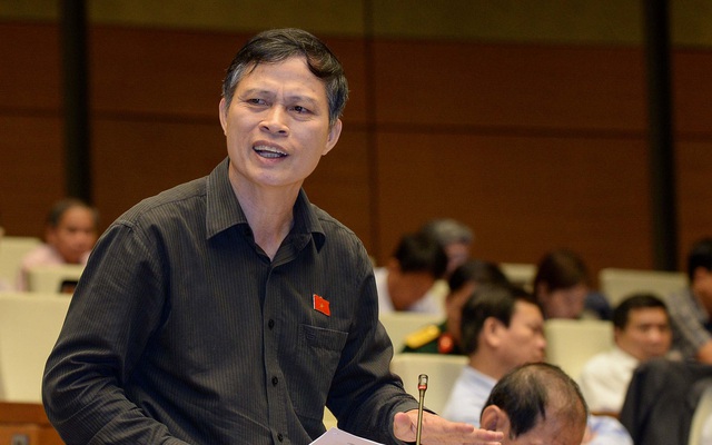 Giữa dịch bệnh, đừng tiếp cận thông tin theo phong trào - Ảnh 1.