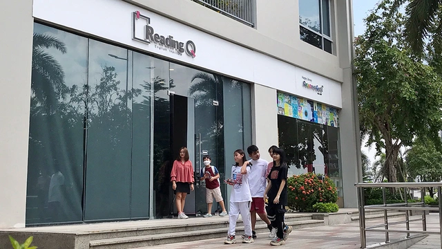 Một trung tâm Anh ngữ ở TP.HCM vẫn hoạt động khi học sinh nghỉ phòng COVID-19  - Ảnh 1.