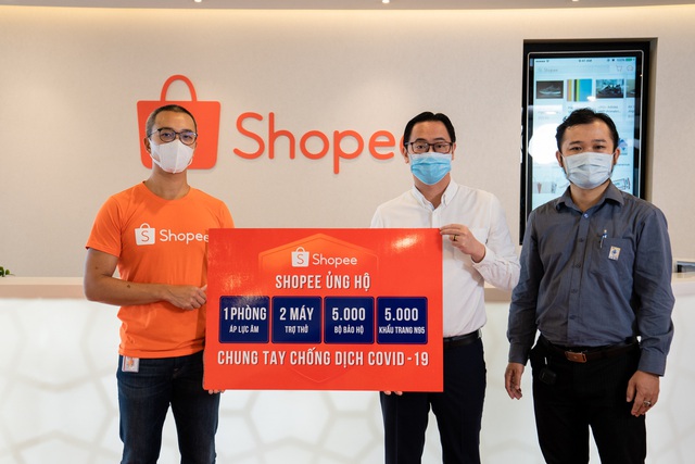 Shopee hỗ trợ thiết bị y tế trị giá 3 tỉ đồng chống dịch COVID-19 - Ảnh 1.