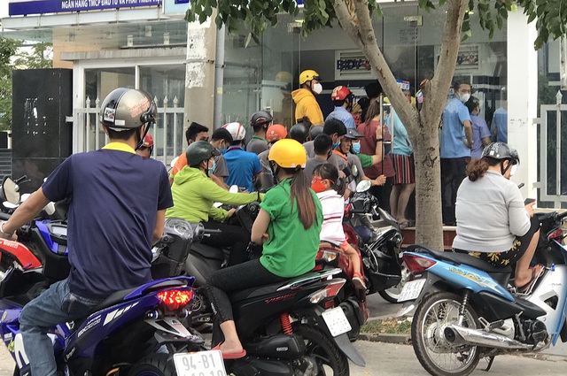 rut tien atm