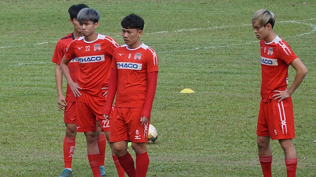 Các CLB ở V-League: Chỉ số ít duy trì tập luyện - Ảnh 1.