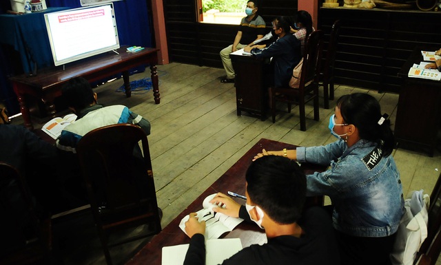Trường dã chiến của học trò Cơ Tu - Ảnh 1.