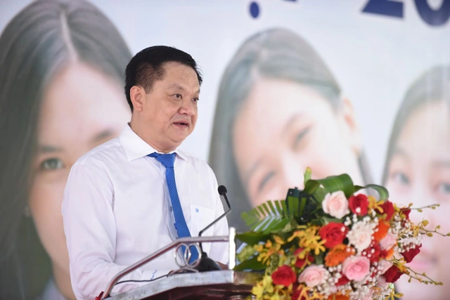 Sáng nay báo Tuổi Trẻ tư vấn tuyển sinh tại Cần Thơ, Hải Phòng: Khám phá ngành nghề, săn tìm cơ hội - Ảnh 5.