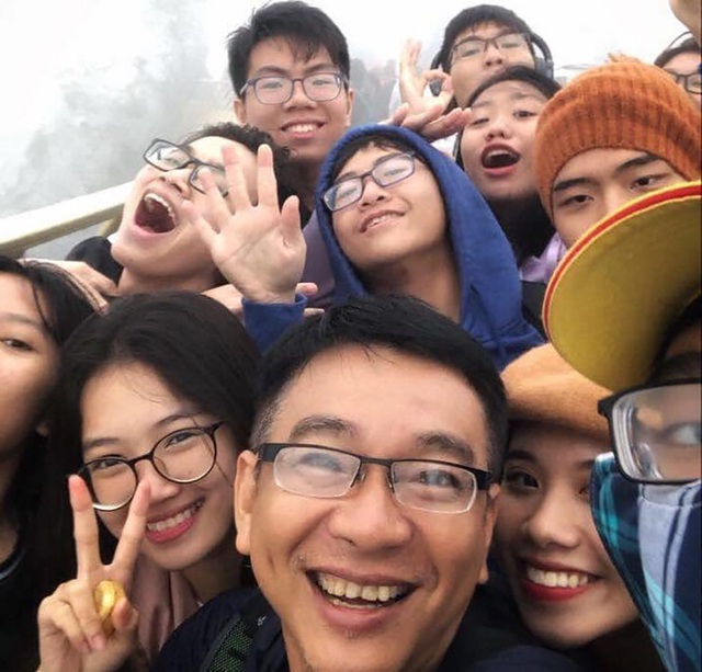 ‘Cô gái vàng trong làng lãnh đạo’… đi vào lời phê của thầy giáo - Ảnh 7.