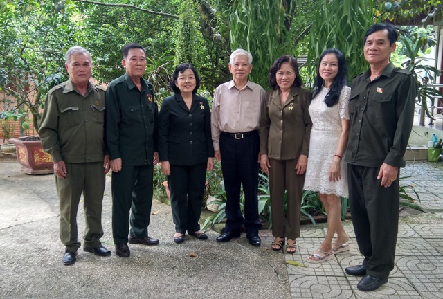 Còn sống là còn trân quý tình đồng đội - Ảnh 3.