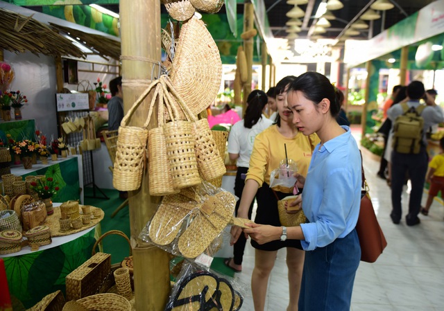 Sau kích cầu, doanh nghiệp địa phương sẵn sàng cho sân chơi lớn - Ảnh 1.