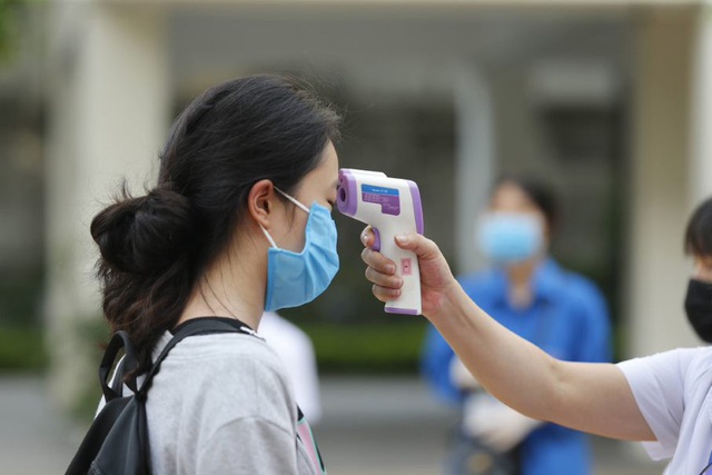 500.000 hộp MILO Teen Bữa Sáng tiếp năng lượng cho sĩ tử vượt vũ môn - Ảnh 1.