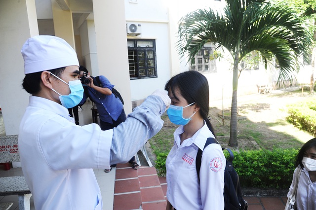 Thi tốt nghiệp THPT đợt 2 cuối tháng 8, được không? - Ảnh 1.