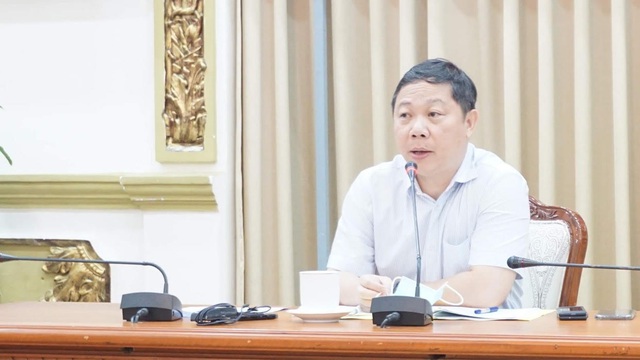 Phó chủ tịch TP.HCM: Mỗi em hi sinh mỗi chút để tất cả được đến trường - Ảnh 2.