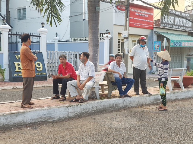 Sáng nay thi tốt nghiệp THPT môn văn: Đề thi sẽ là COVID-19? - Ảnh 1.