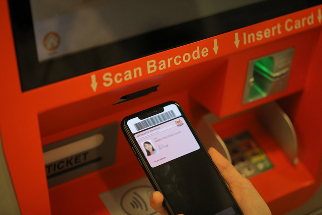 Singapore bắt đầu sử dụng thẻ căn cước cá nhân kỹ thuật số - Ảnh 1.