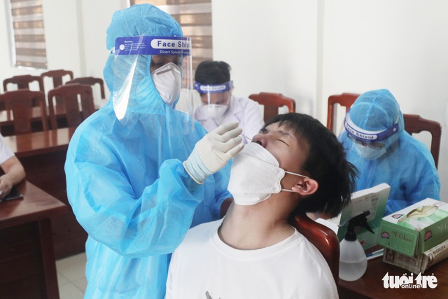 Học sinh lớp 12 TP Vinh đến trường học trực tiếp từ 15-11 - Ảnh 1.
