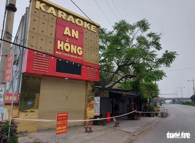 4 nữ nhân viên quán karaoke mắc COVID-19, gần 300 người thành F1 - Ảnh 1.